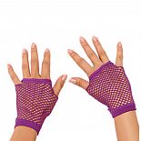 <strong>Митенки в мелкую сетку фиолетовые</strong> <br />
Короткие фиолетовые перчатки-митенки с мелкую эластичную сеточку с прорезью для пальцев. <div class="charTableblock"> </div> Митенки в мелкую сетку фиолетовые 
Короткие фиолетовые перчатки-митенки с мелкую эластичную сеточку с прорезью для пальцев.