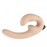 <strong>Телесный страпон с вибрацией Sharevibe - 22 см.</strong> <br />
SHAREVIBE - это безремневой страпон со съемной вибропулей. <div class="charTableblock"><div><span>Длина, см</span>: 22</div><div><span>Диаметр, см</span>: 3.5</div><div><span>Длина, см</span>: 21-24</div><div><span>Диаметр, см</span>: 3</div><div><span>Материал</span>: силикон</div><div><span>Цвет</span>: телесный</div><div><span>Особенности</span>: безремневой; с вибрацией</div><div><span>Производитель</span>: Fun Factory, Германия</div></div> Телесный страпон с вибрацией Sharevibe - 22 см. 
SHAREVIBE - это безремневой страпон со съемной вибропулей.