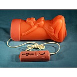 <strong>Вибрирующая вагина-девственница с женской фигуркой</strong> <br />
Вагина-девственница. Вход во влагалище закрыт пленкой, имитирующей девственную плеву. Вы можете порвать целку, испытав при этом незабываемые впечатления. А дальше вибрирующая вульва доставит Вам незабываемое наслаждение. <div class="charTableblock"><div><span>Материал</span>: силикон</div><div><span>Цвет</span>: красный/розовый</div><div><span>Наличие вибрации</span>: с вибрацией</div><div><span>Особенности</span>: вагина</div></div> Вибрирующая вагина-девственница с женской фигуркой 
Вагина-девственница. Вход во влагалище закрыт пленкой, имитирующей девственную плеву. Вы можете порвать целку, испытав при этом незабываемые впечатления. А дальше вибрирующая вульва доставит Вам незабываемое наслаждение.