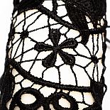 <strong>Кружевные черные манжеты Desiderio - Dolce Piccante, S/M, Черный</strong> <br />
Нежный, филигранной работы ажур, обхватывающий запястье. <div class="charTableblock"> </div> Кружевные черные манжеты Desiderio - Dolce Piccante, S/M, Черный 
Нежный, филигранной работы ажур, обхватывающий запястье.