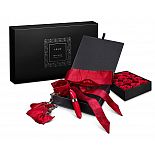 <strong>Подарочный эротический набор Open Secret Gift Set</strong> <br />
Потеряй контроль и позволь возобладать самым дерзким желаниям с этой роскошной коллекцией для пар. <div class="charTableblock"> </div> Подарочный эротический набор Open Secret Gift Set
Потеряй контроль и позволь возобладать самым дерзким желаниям с этой роскошной коллекцией для пар.