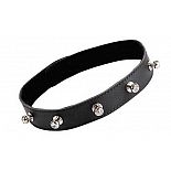 <strong>Чёрный кожаный ошейник с фурнитурой со стразами</strong> <br />
Изготовлен из натуральной кожи с велюровой подкладой. <div class="charTableblock"><div><span>Материал</span>: кожа</div><div><span>Производитель</span>: Sitabella, Россия</div></div> Чёрный кожаный ошейник с фурнитурой со стразами 
Изготовлен из натуральной кожи с велюровой подкладой.