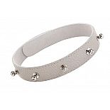 <strong>Белый кожаный ошейник с фурнитурой со стразами</strong> <br />
Изготовлен из натуральной кожи с велюровой подкладой. <div class="charTableblock"><div><span>Материал</span>: кожа</div><div><span>Производитель</span>: Sitabella, Россия</div></div> Белый кожаный ошейник с фурнитурой со стразами 
Изготовлен из натуральной кожи с велюровой подкладой.