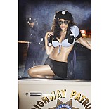 <strong>Игровой костюм "Ночной полицейский": топ, мини-юбка, ремень, значок и фуражка</strong> <br />
Преступники берегитесь! Ночной полицейский быстро арестует и наденет наручники на любого подозреваемого. <div class="charTableblock"><div><span>Размер</span>: S (42-44); M (44-46); L (46-48)</div></div> Игровой костюм "Ночной полицейский": топ, мини-юбка, ремень, значок и фуражка
Преступники берегитесь! Ночной полицейский быстро арестует и наденет наручники на любого подозреваемого.