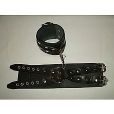 <strong>Чёрные кожаные наручники  Крест  без подкладки</strong> <br />
Широкие наручники ручной работы - это ваш помощник в реализации самых необузданных БДСМ-фантазий.<div class="charTableblock"><div><span>Материал</span>: кожа</div><div><span>Цвет</span>: черный</div><div><span>Производитель</span>: Подиум, Россия</div></div> Чёрные кожаные наручники  Крест  без подкладки 
Широкие наручники ручной работы - это ваш помощник в реализации самых необузданных БДСМ-фантазий.