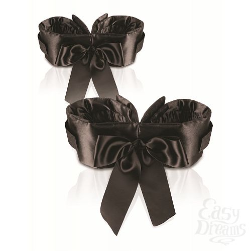  2    Bowtie Cuffs (Fetish Fantasy)