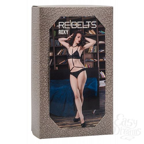  3     Roxy Black
