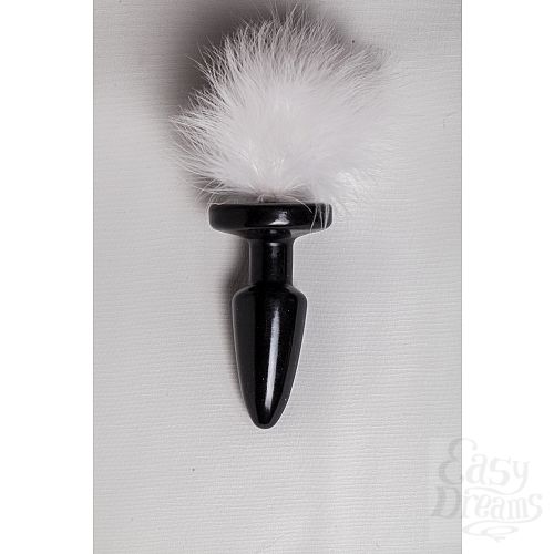  1:      White Bunny 47001-MM
