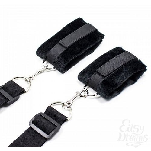  7       Frisky Bedroom Restraint Kit, 