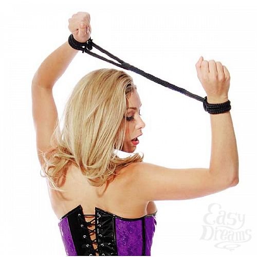  1:     FF LOVE CUFFS BLACK