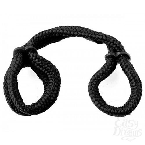  4     FF LOVE CUFFS BLACK