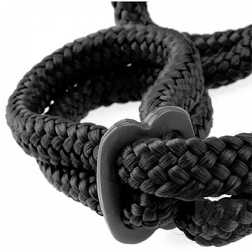  5     FF LOVE CUFFS BLACK